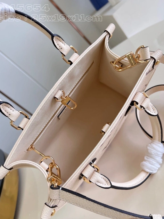 VUITTON ONTHEGO PM LOUIS 0216